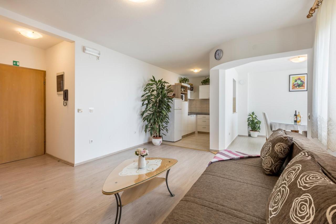 Sky Apartments Podstrana Eksteriør bilde